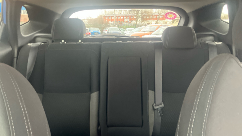 Nissan Qashqai 1.3 DiG-T N-Connecta 5dr Petrol Hatchback